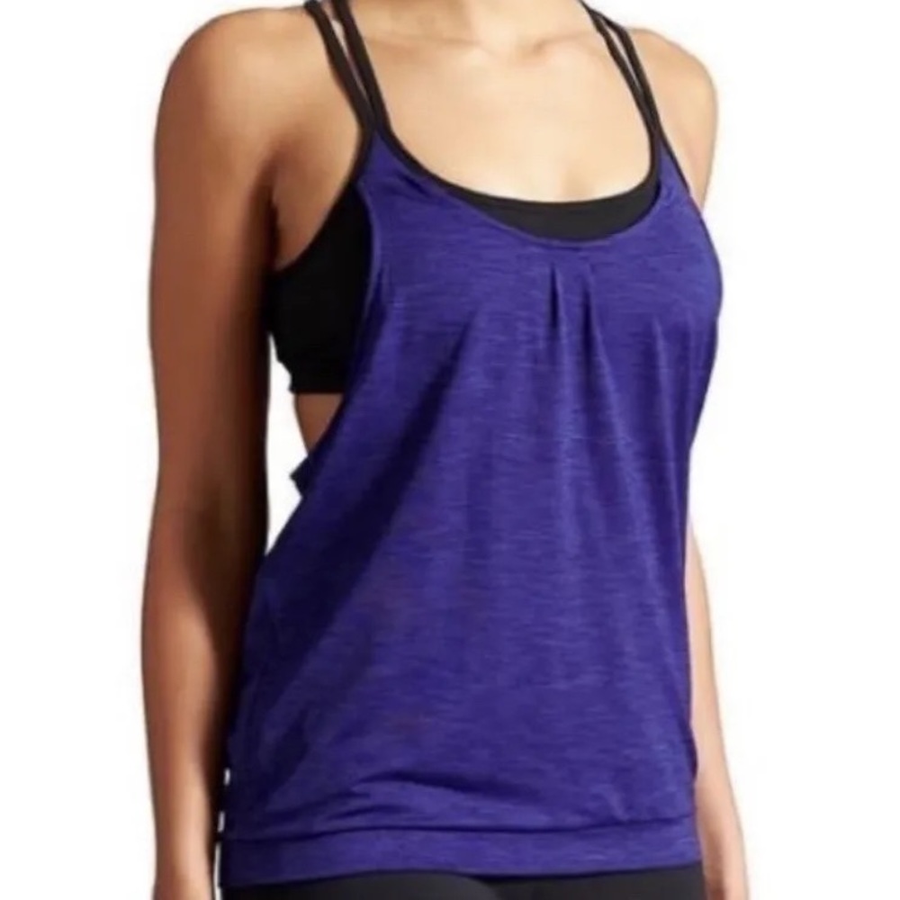 Athleta workout tank with built in bra